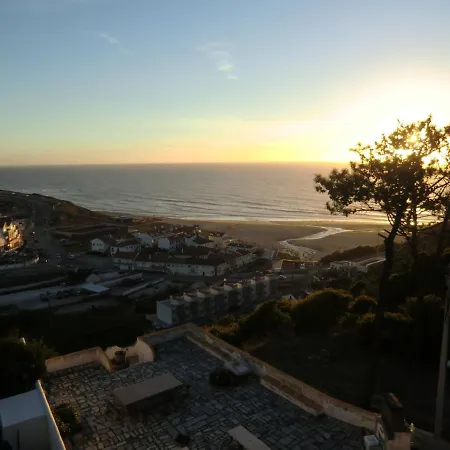 Captivating 3-bed Villa Senhora da Vitoria